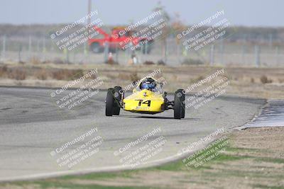 media/Oct-25-2025-CalClub SCCA (Sat) [[34c778dfbe]]/Group 5/Qualifying/